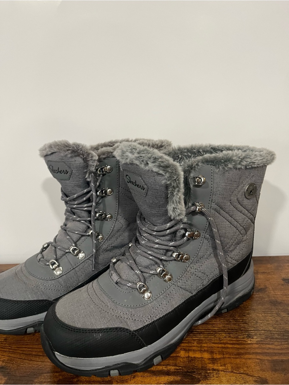 Skechers Gray Quilted Faux-Fur Lace-Up Winter Boots